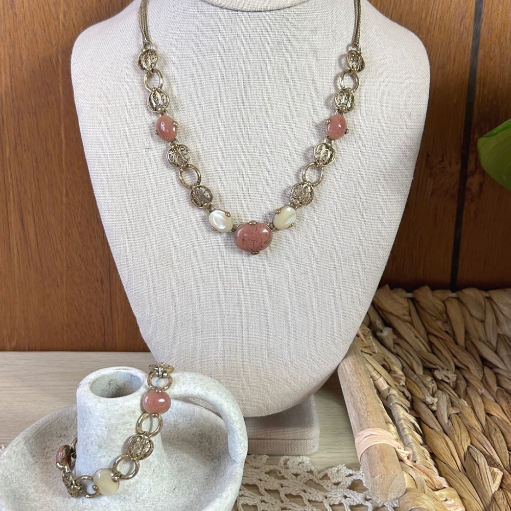 Vintage Monet‎ Necklace and Bracelet Set Pink Stone Mother of Pearl Accents